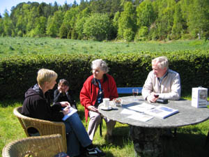 Søvesten journalist, Edna Hovden, talks to Wynne and David about their visit to Norway and the relatives they lost in the attacks against Tirpitz.