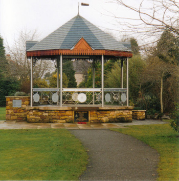 Memorial Bandstand, Bellfield Park