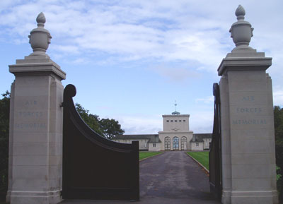 Gateway to the Runnymede Memorial