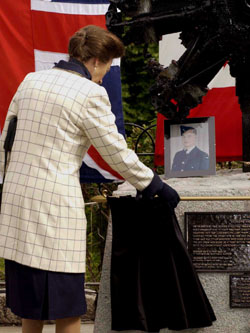HRH The Princess Royal unveils the memorial